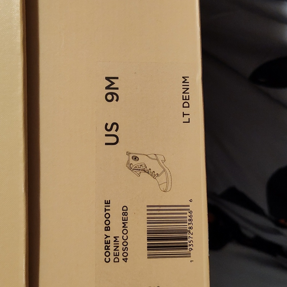 Michael Kors Bootie - Picture 4 of 4